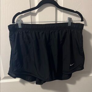 Nike Black Athletic Shorts Lightweight Elastic Waist